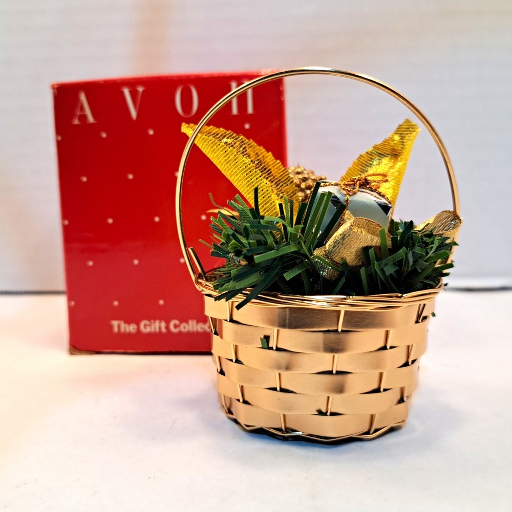 Avon Sparkling Treasures Brass Tone Basket Christmas Ornament w/ Box